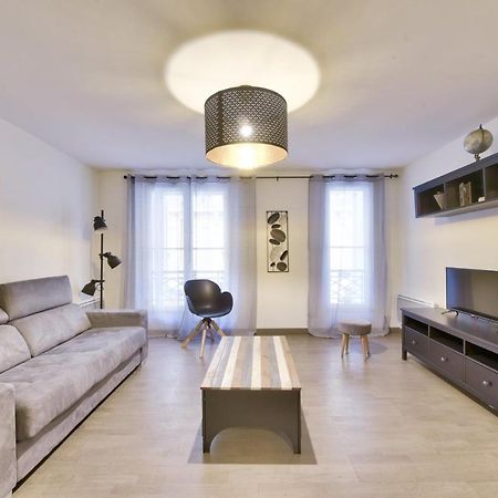 Modern 2 Bedroom Flat 3Min From The Vieux Port Marseille Luaran gambar